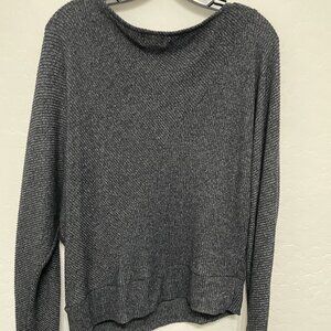 Evereve gray tight knit scoop neck sweater - Size Medium - Rtl $118